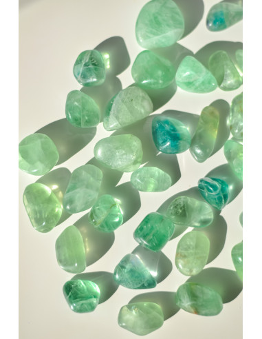 Fluoryt zielony naturalny szlifowany